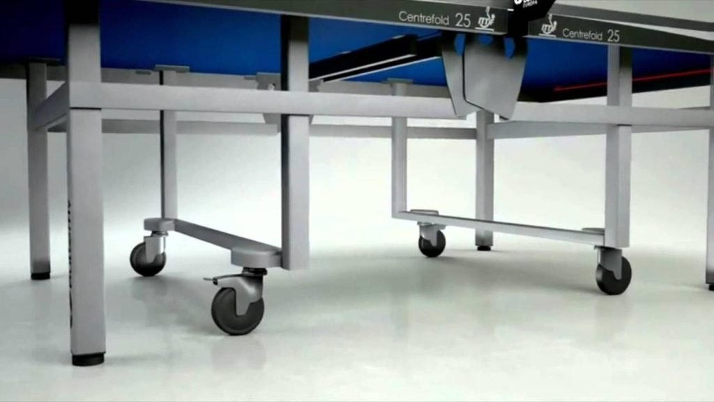 Butterfly Centerfold 25 Rollaway Table Tennis Table